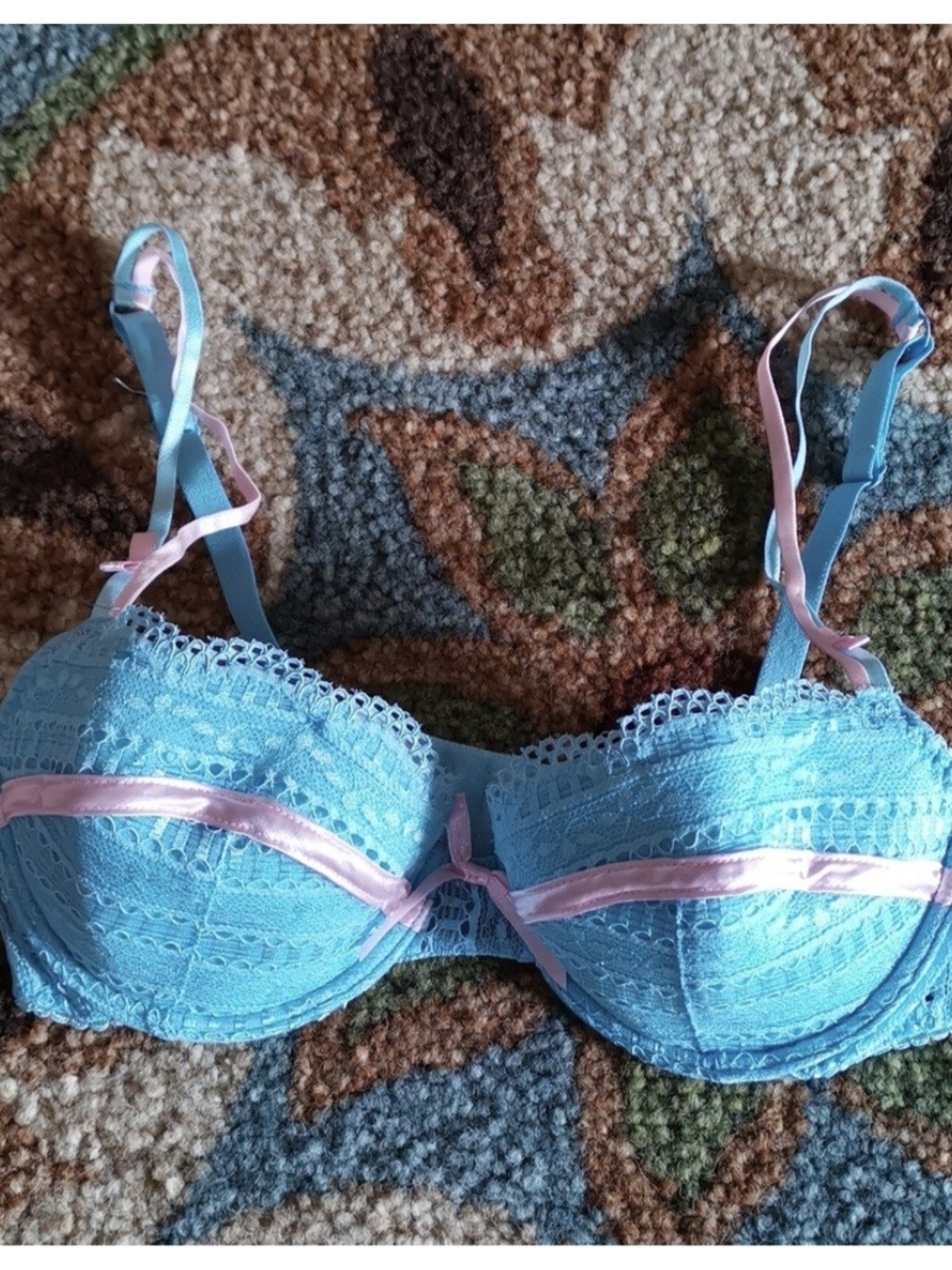 sophie b. blue lace underwire bra with pink ribbon trim